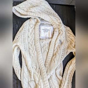 A&F Women's Sweater Cardigan, Size S, Pre-Owned in good condition